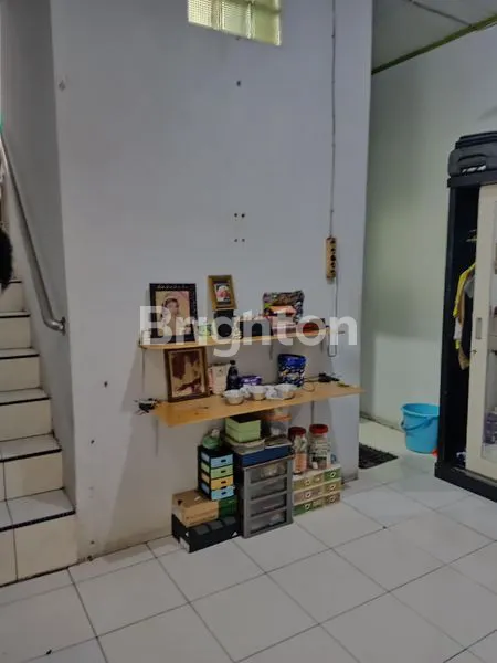 image RUMAH 3 LANTAI DI TELUK GONG PEJAGALAN PENJARINGAN JAKARTA UTARA  (6)