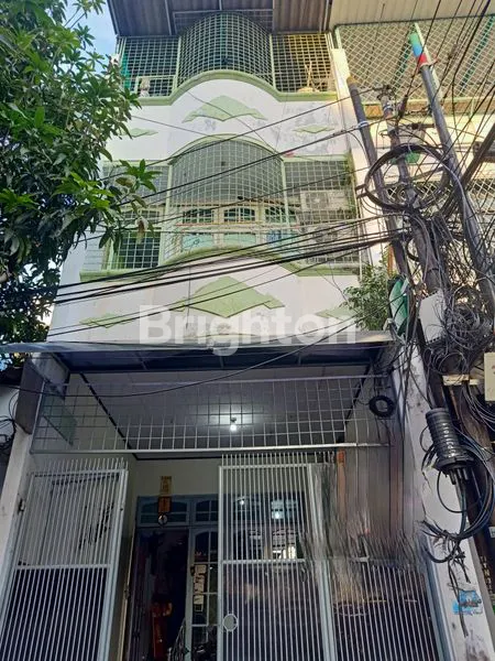 image RUMAH 3 LANTAI DI TELUK GONG PEJAGALAN PENJARINGAN JAKARTA UTARA  (1)