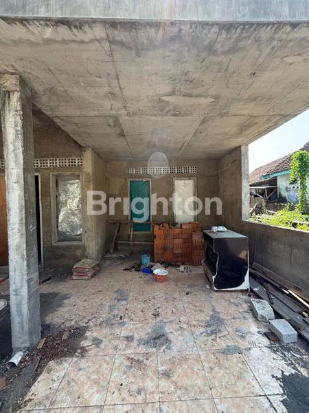 image BUTUH CEPAT LAKU, TANAH BONUS BANGUNAN SETENGAH JADI DI BATU (5)