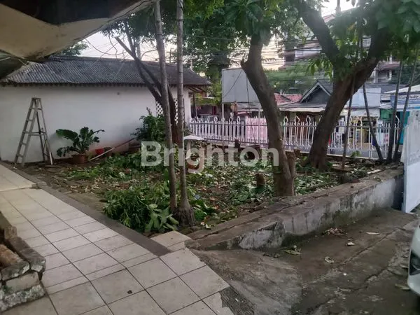 image LAHAN STRATEGIS DAN COCOK UNTUK TEMPAT TINGGAL / VILLA DI TEBET! (1)