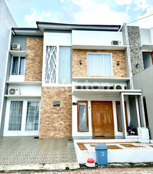 image RUMAH DI SOLOBARU, DEKAT MALL PAKUWON DAN SIAP HUNI!! NO RENOV!! SISTEM CLUSTER!! LINGKUNGAN ELITE (1)