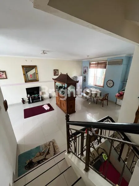 image RUMAH MEWAH SIAP HUNI, 4 KAMAR TIDUR, HGB, DI MEDITERANIA BOULEVARD PIK 1, JAKARTA UTARA (5)