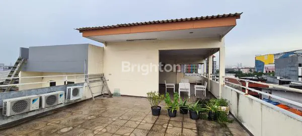 image RUMAH BARU 4 LANTAI PADEMANGAN (7)