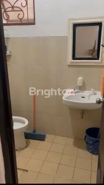 image RUMAH SIAP HUNI CLUSTER BREEZE SENTUL CITY (4)