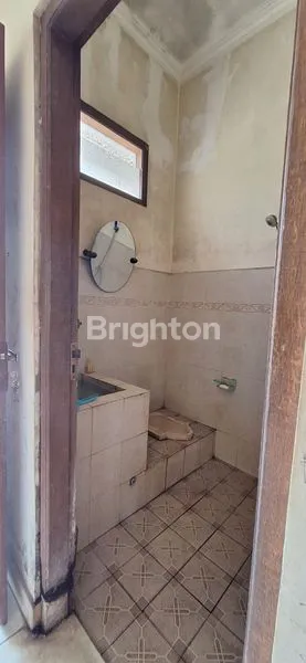 image RUMAH HOKI LT 212M² HADAP SELATAN DI GENTAN (6)