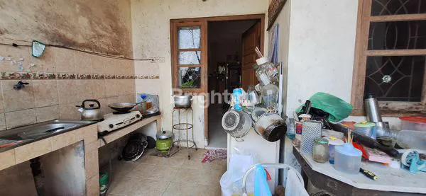 image RUMAH HOKI LT 212M² HADAP SELATAN DI GENTAN (7)