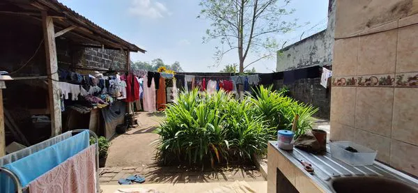 image RUMAH HOKI LT 212M² HADAP SELATAN DI GENTAN (8)
