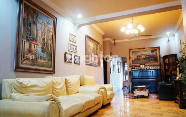 image RUMAH 1,5 LANTAI DI RUNGKUT ASRI SURABAYA, SIAP HUNI!  (2)