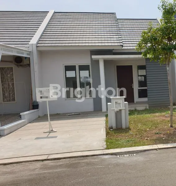 image RUMAH 1 LANTAI LUAS BELUM PERNAH DITEMPATI DI KAWASAN BERKEMBANG (2)