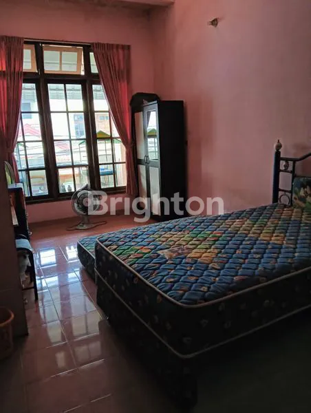 image RUMAH DENGAN 9 KAMAR DI KALI KEPITING  (3)