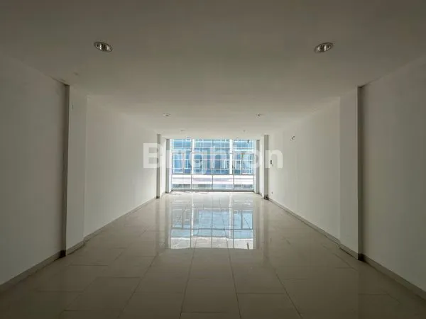 image RUKO KAWASAN PUSAT BISNIS STRATEGIS PERKANTORAN SOLOBARU (2)