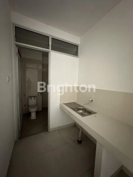 image RUKO KAWASAN PUSAT BISNIS STRATEGIS PERKANTORAN SOLOBARU (3)