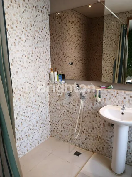 image RUMAH DI PAKUWON CITY SURABAYA DEKAT ITS UNAIR SUTOREJO MULYOSARI   (5)