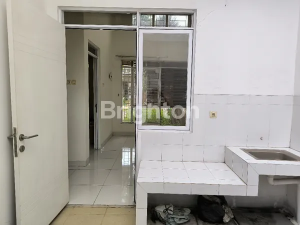 image RUMAH MODERN MINIMALIS NATURA CITY SERPONG, ROW JALAN MUAT 2 MOBIL, SEJUK DI DAERAH GUNUNG SINDUR, BOGOR, JAWA BARAT (3)