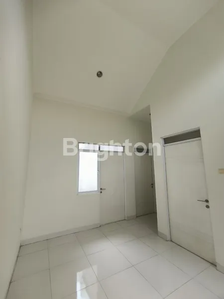 image RUMAH MODERN MINIMALIS NATURA CITY SERPONG, ROW JALAN MUAT 2 MOBIL, SEJUK DI DAERAH GUNUNG SINDUR, BOGOR, JAWA BARAT (4)