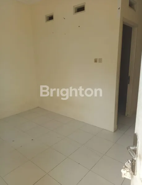 image KONTRAKAN 2 LANTAI 6 PINTU STRATEGIS DI BUBULAK BOGOR (3)