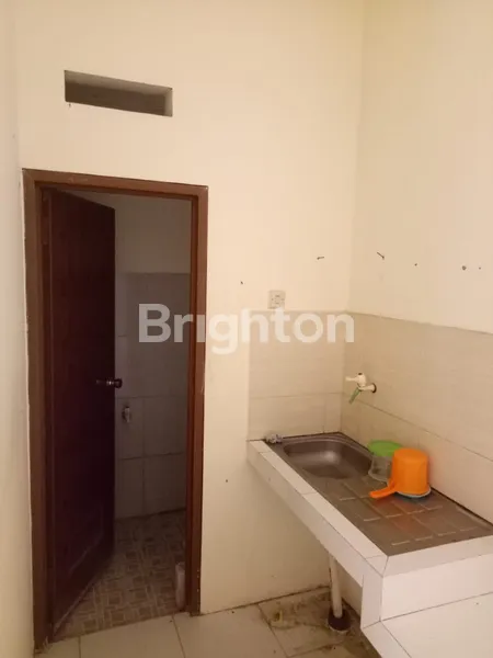 image KONTRAKAN 2 LANTAI 6 PINTU STRATEGIS DI BUBULAK BOGOR (4)