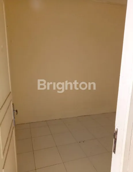 image KONTRAKAN 2 LANTAI 6 PINTU STRATEGIS DI BUBULAK BOGOR (5)