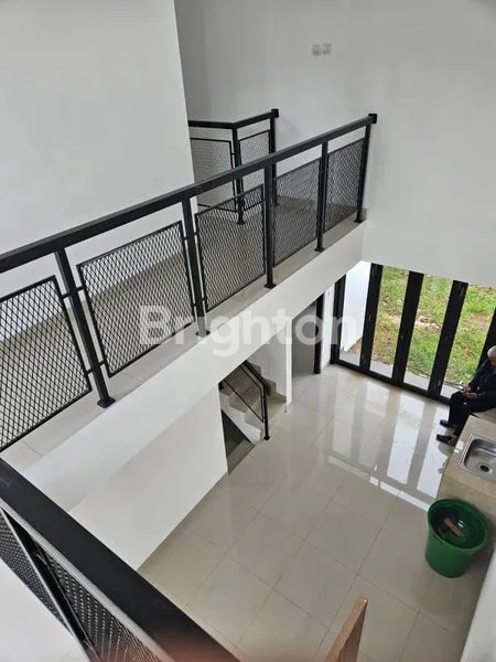 image RUMAH 2 LANTAI BAGUS DAN RAPI DI DALAM CLUSTER METLAND CILEUNGSI,JL CILEUNGSI  - SETU,CIPENJO,TIMUR CIBUBUR,BOGOR (6)