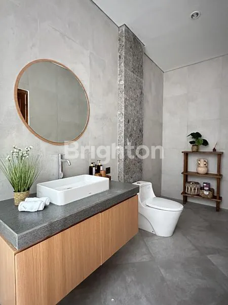 image BRAND NEW VILLA 2 BR DESIGN MODERN AT BUDUK CANGGU (6)