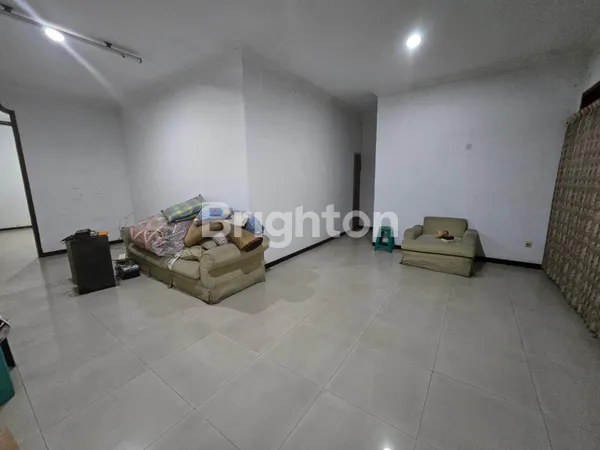 image RUMAH LOKASI STRATEGIS DEKAT PAKUWON CITY GALAXY MALL KERTAJAYA DHARMAHUSADA MERR MULYOSARI SUTOREJO KALIJUDAN SURAMADU ITS UNAIR (4)