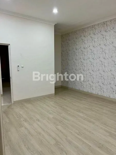 image RUMAH SIAP HUNI INTERCON KEBUN JERUK JAKARTA BARAT (7)