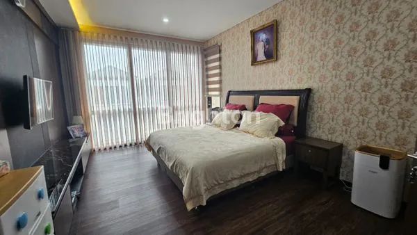 image RUMAH THE ZORA FULLY FURNISHED BSD TANGERANG (4)