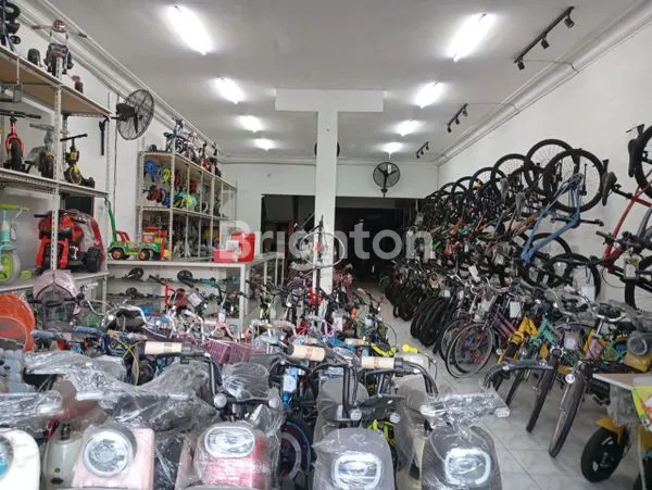 image RUKO DI JALAN WADUNGASRI LOKASI SANGAT STRATEGIS (2)