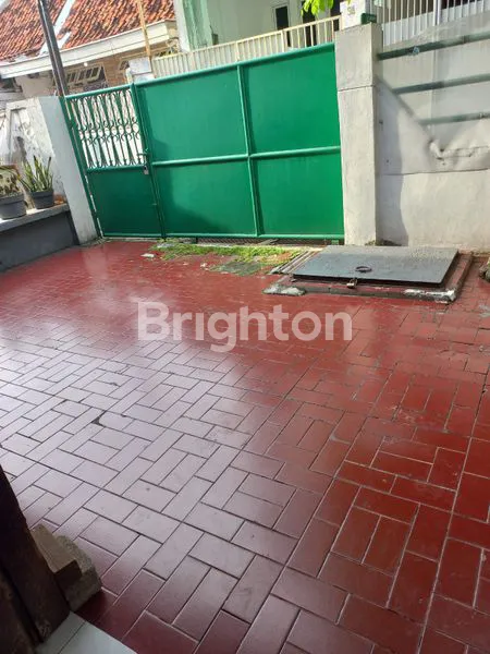 image RUMAH TUA HITUNG TANAH SAJA DI PEJOTO JAKARTA PUSAT (2)