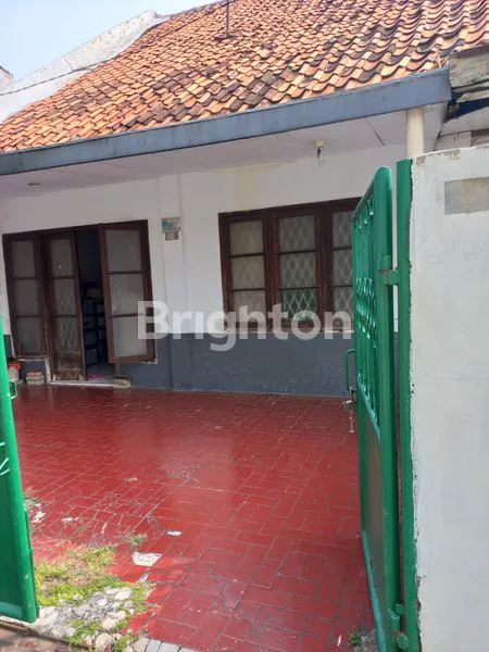 image RUMAH TUA HITUNG TANAH SAJA DI PEJOTO JAKARTA PUSAT (1)
