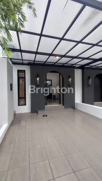 RUMAH JAPANESE STYLE TERAWAT DAN SIAP HUNI DIKELILINGI AREA KOMERSIAL DEKAT TOL SUMO, BUNDARAN WARU, CITO, TERMINAL BUNGURASIH, BANDARA JUANDA