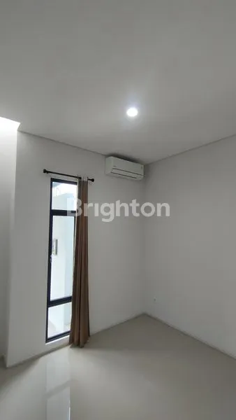 image RUMAH JAPANESE STYLE TERAWAT DAN SIAP HUNI DIKELILINGI AREA KOMERSIAL DEKAT TOL SUMO, BUNDARAN WARU, CITO, TERMINAL BUNGURASIH, BANDARA JUANDA (4)