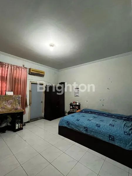 image RUMAH 2 LANTAI DI RUNGKUT ASRI (6)