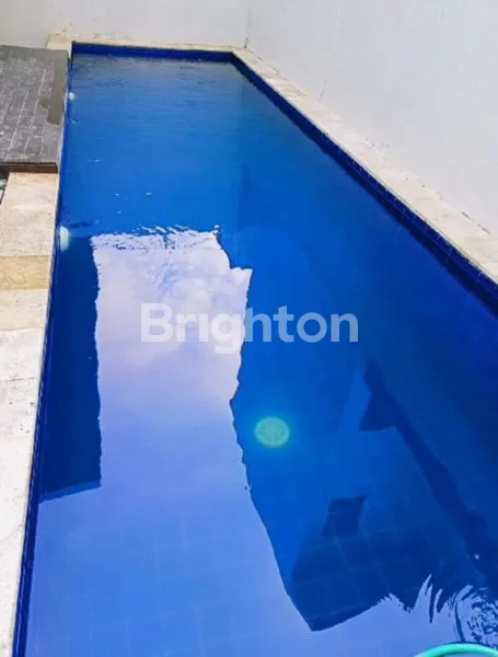 image RUMAH 2 LANTAI DIKOMPLEK PERUMAHAN ONE GATE SYSTEM, KEAMANAN SECURITY, DILINGKUNGAN YANG TENANG DAN NYAMAN DIAREA JIMBARAN ULUWATU  (1)