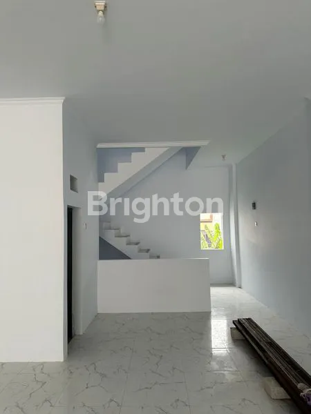 image RUMAH BARU SIAP HUNI 4 1/2 LANTAI JELAMBAR (5)