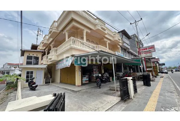 image RUMAH 2,5LT LOKASI SANGAT STRATEGIS DEKAT ST LAMBUANG BUKIT TINGGI (1)