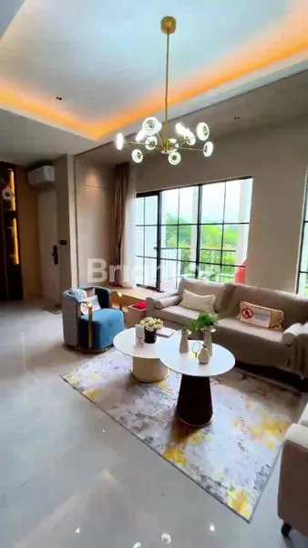 image VILLA GIVENCY ONE TYPE KENZO (2)