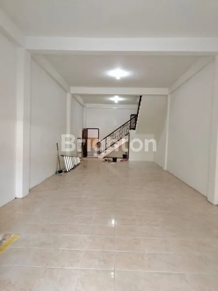 image DI JUAL TOWN HOUSE LOKASI PREMIUM (2)