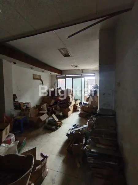 image RUKO 3 LANTAI PUSAT KOTA SURABAYA COCOK UNTUK USAHA (5)