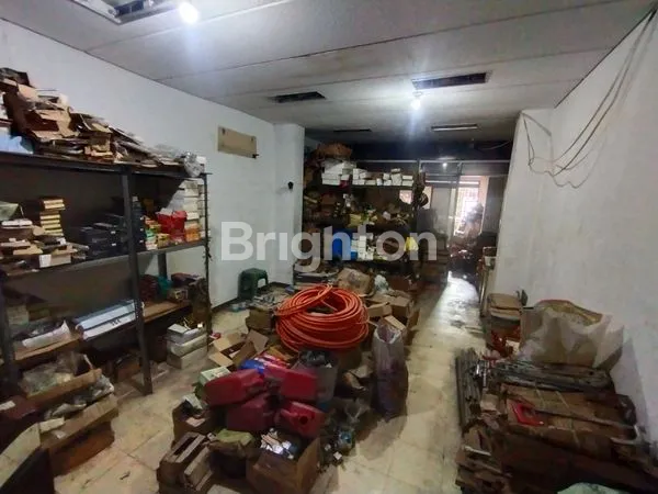 image RUKO 3 LANTAI PUSAT KOTA SURABAYA COCOK UNTUK USAHA (4)