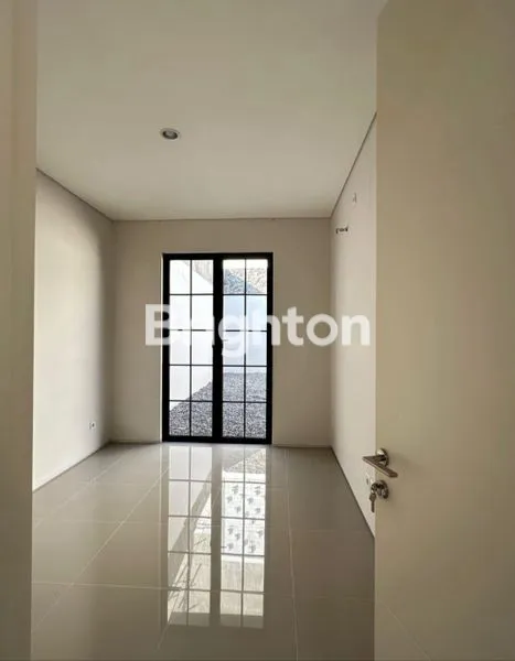 image HUNIAN MODERN DENGAN UDARA PEGUNUNGAN SEJUK (3)