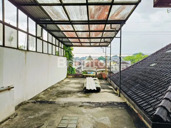 image RUMAH HOOK 2 LANTAI DI DAERAH SUNGAI-SUNGAI (8)