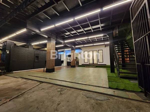 image RUMAH EX-CAFE DI LOKASI PASAR MINGGU, JAKSEL (2)