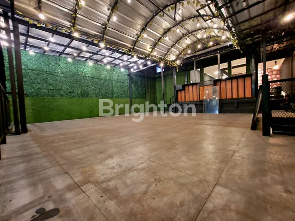 image RUMAH EX-CAFE DI LOKASI PASAR MINGGU, JAKSEL (6)