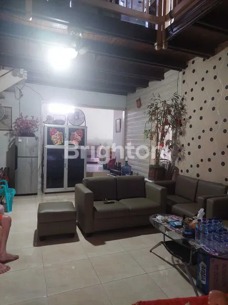 image DIJUAL CEPAT RUMAH CANTIK DI JL.KEBAHAGIAAN SAMARINDA (4)