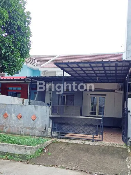 image RUMAH DI MUTIARA BOGOR RAYA LOKASI STRATEGIS DEKAT DENGAN SUMARECON DAN TOL JAGORAWI (1)