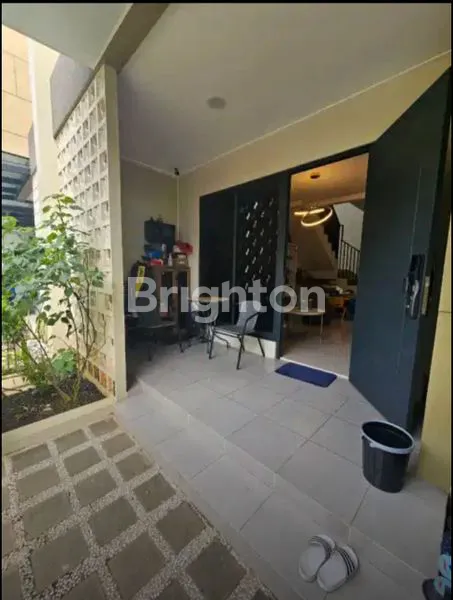 image RUMAH CANTIK CARSON SCIENTIA SUMMARECON SERPONG (2)