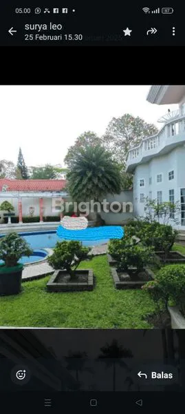 image RUMAH DAN KOLAM RENANG (5)