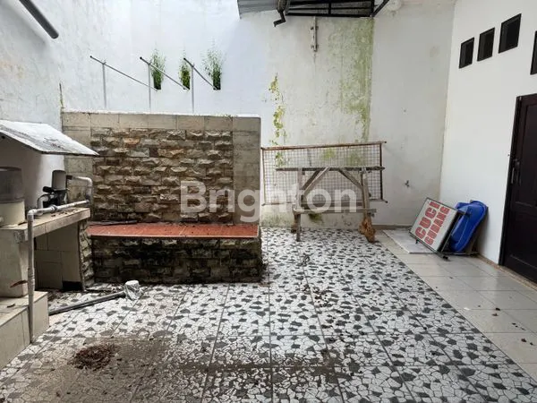 image RUMAH 2 LANTAI DENPASAR UTARA (8)