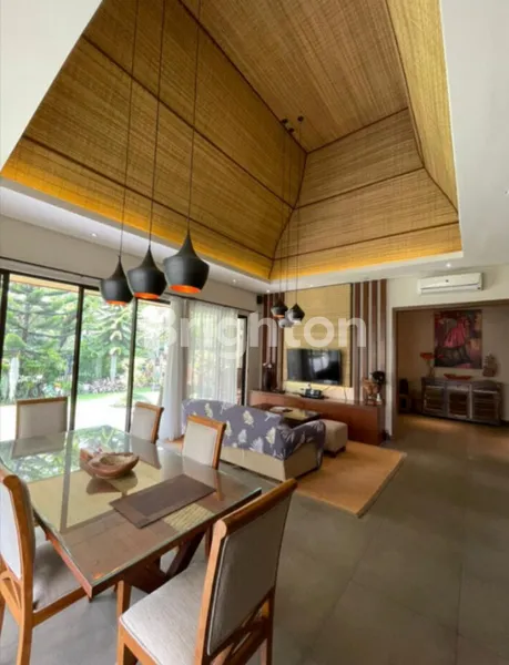image VILLA PREMIUM DALAM KOMPLEK ELITE VIMALA HILLS CIAWI BOGOR (1)